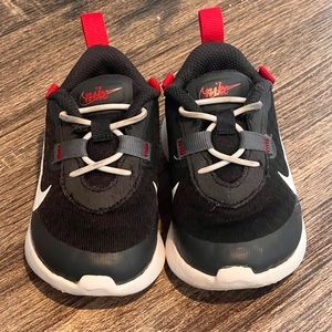 Used Baby/Toddler Nike Reposto